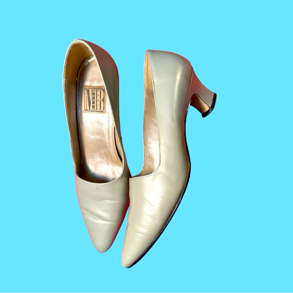 MB Mixed Blues brand low heel Silver leather shoes